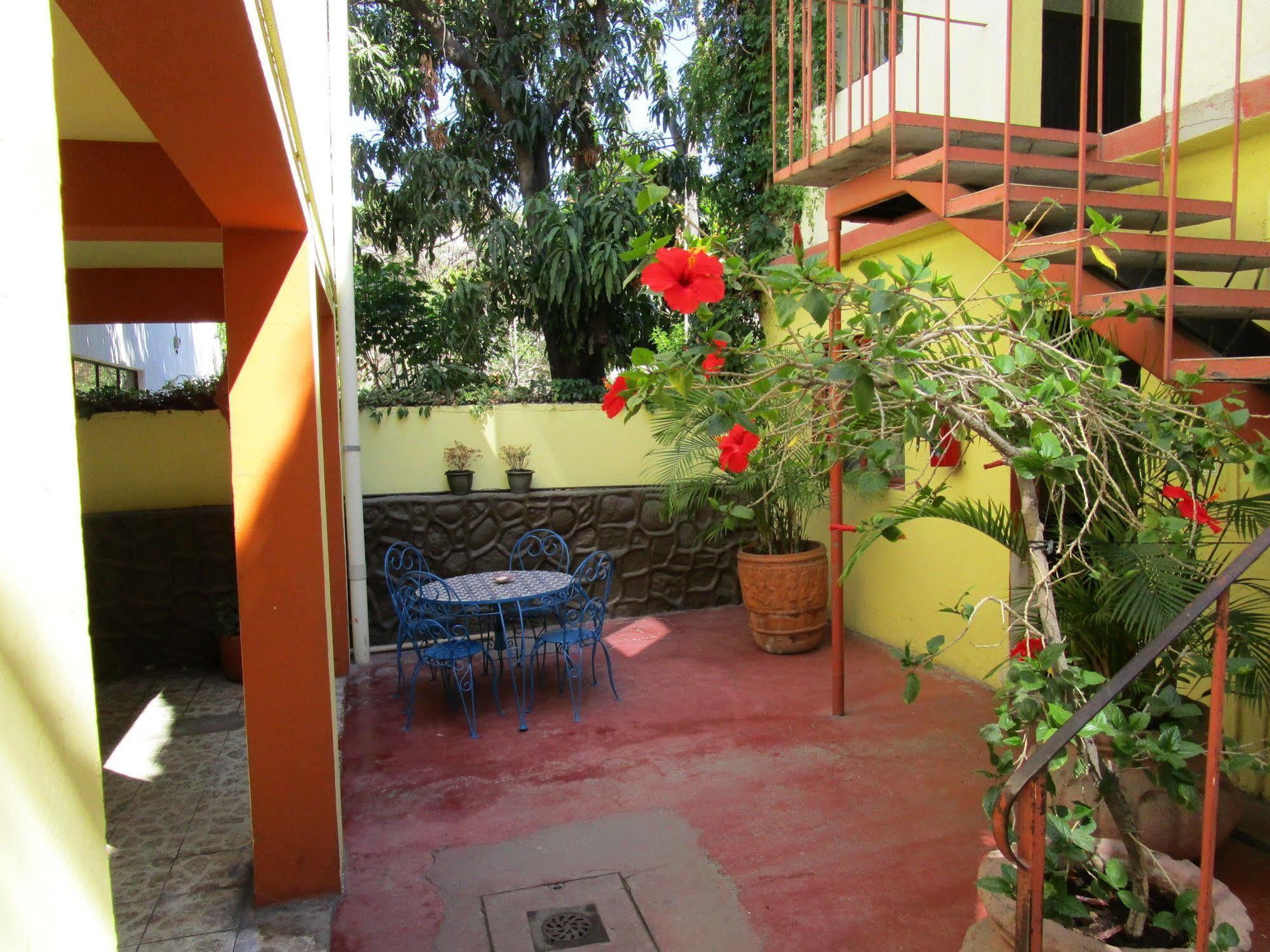 Hotel Lorimar La Paz Buitenkant foto