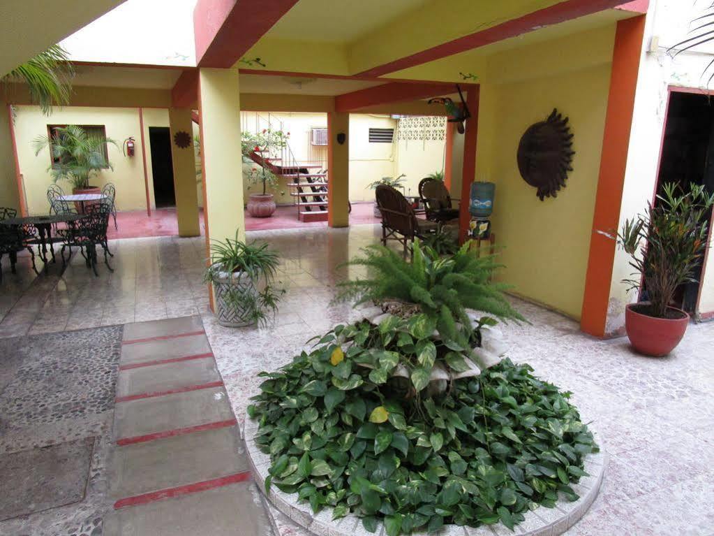 Hotel Lorimar La Paz Buitenkant foto